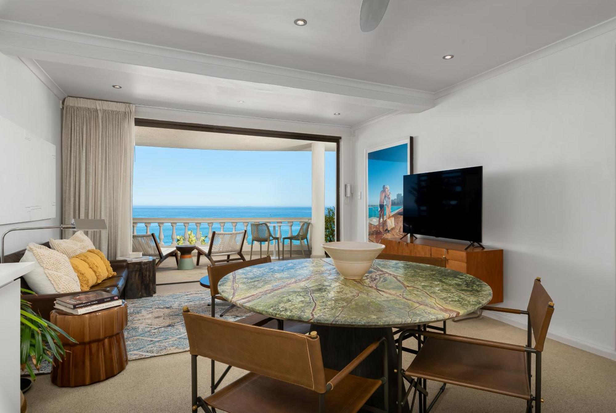 Clifton Court 1 Apartment